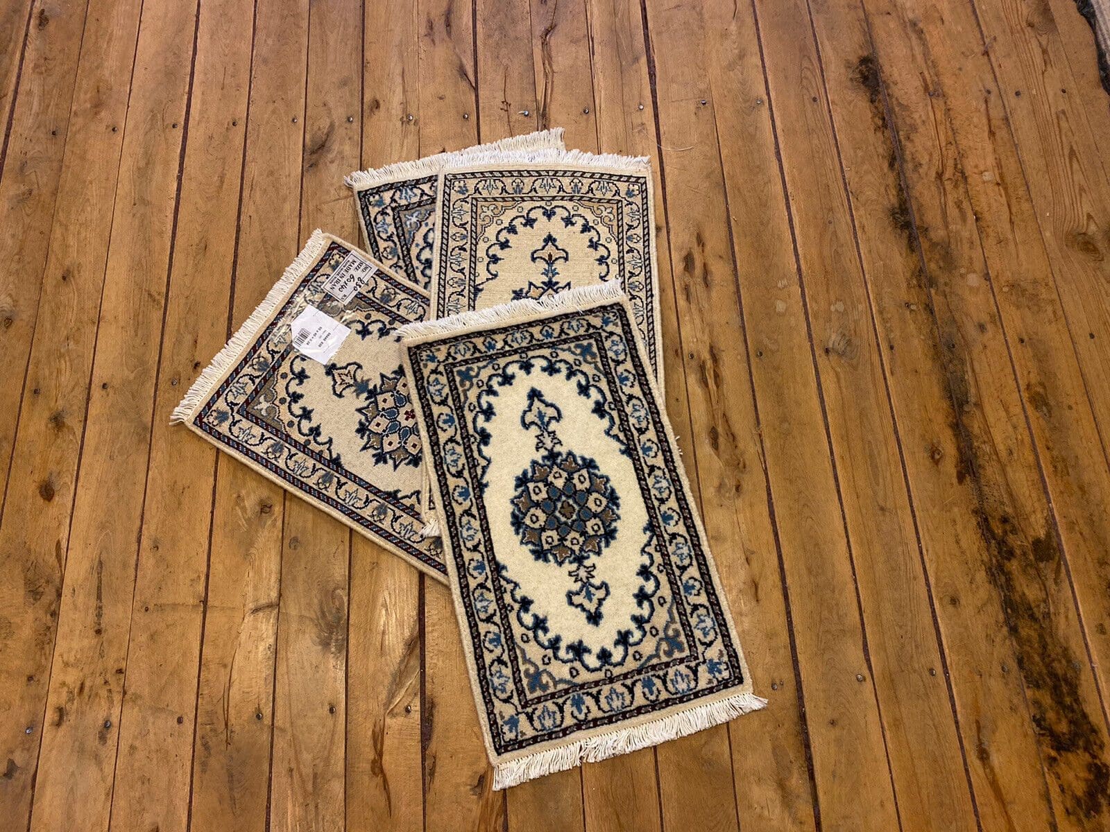 Persian Rug Nain 60 x 40 cm Wool Hand-knotted