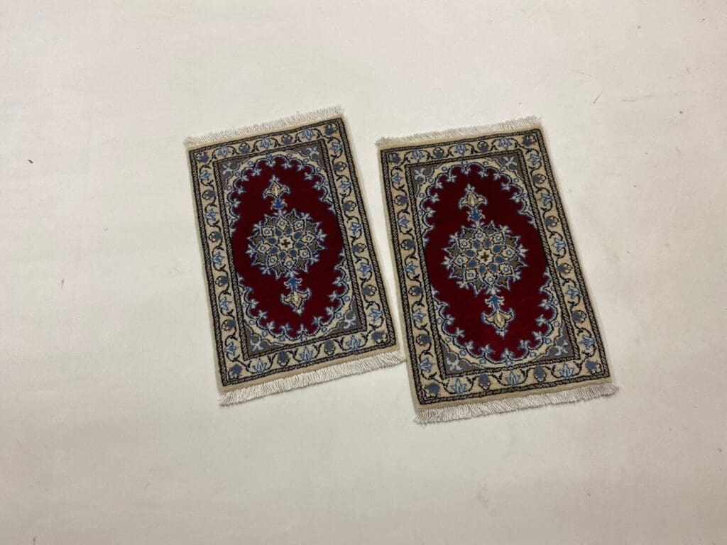 Persian Rug Nain 60 x 40 cm Wool Hand-knotted