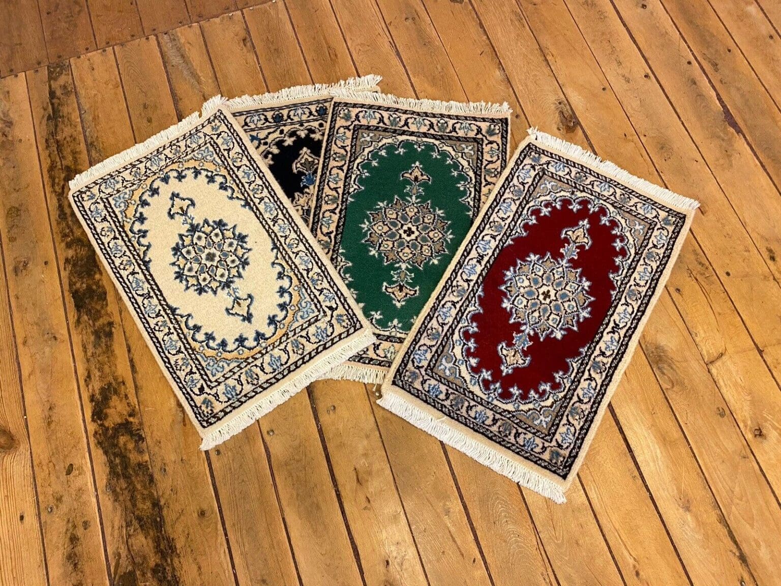 Persian Rug Nain 60 x 40 cm Wool Hand-knotted