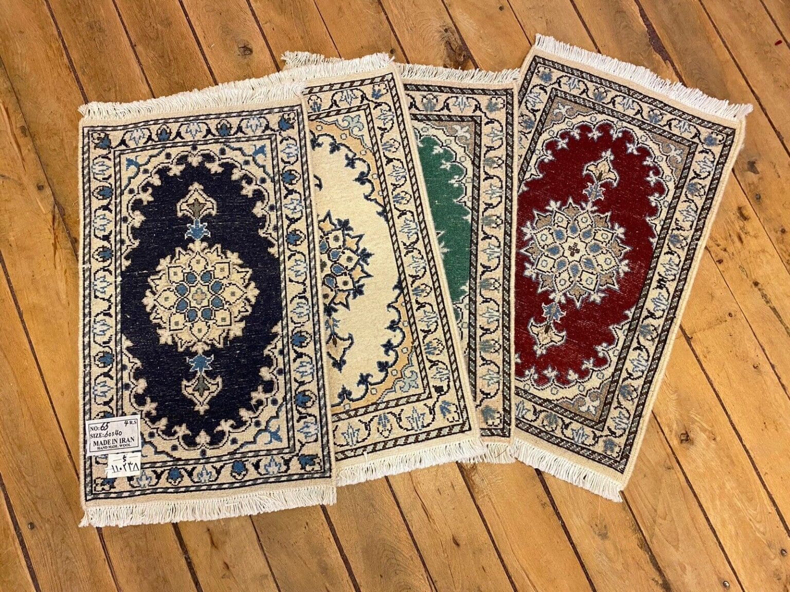 Persian Rug Nain 60 x 40 cm Wool Hand-knotted