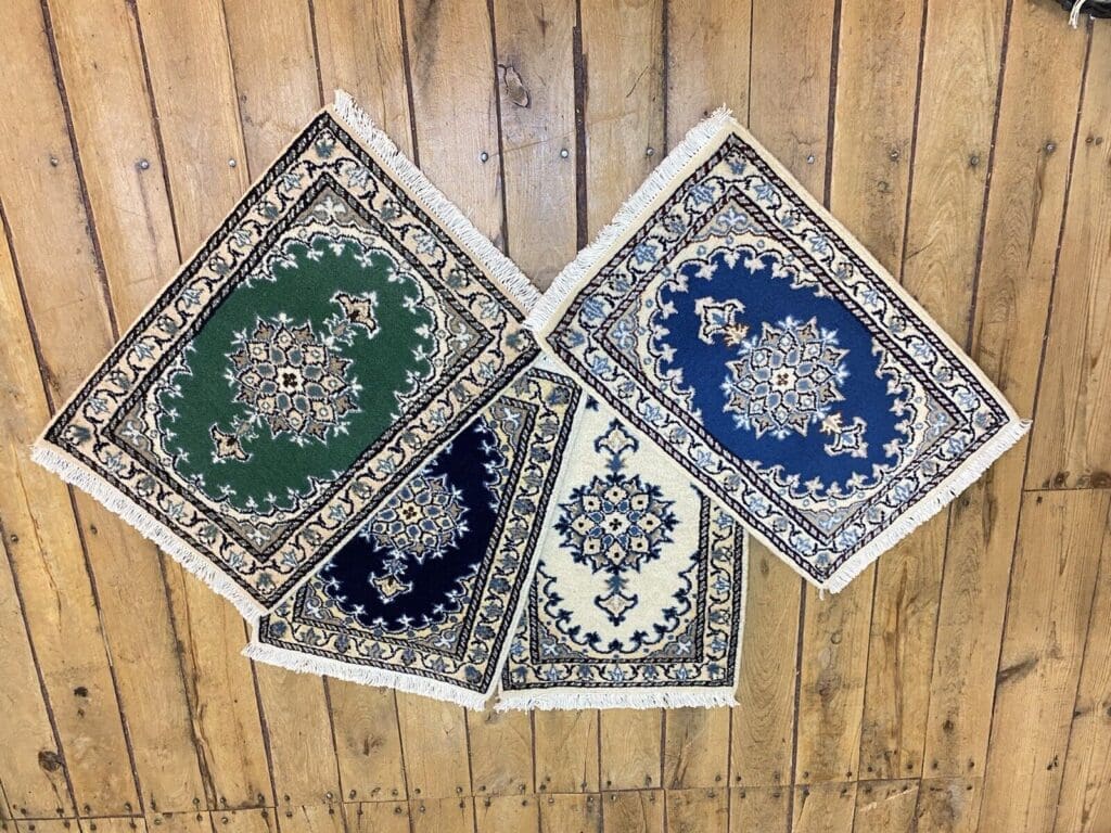 Persian Rug Nain 60 x 40 cm Wool Hand-knotted