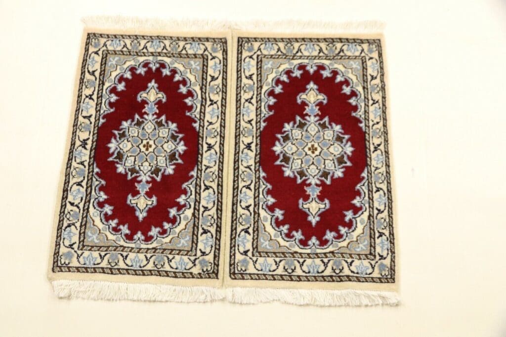 Persian Rug Nain 60 x 40 cm Silk Hand-knotted (Sold)
