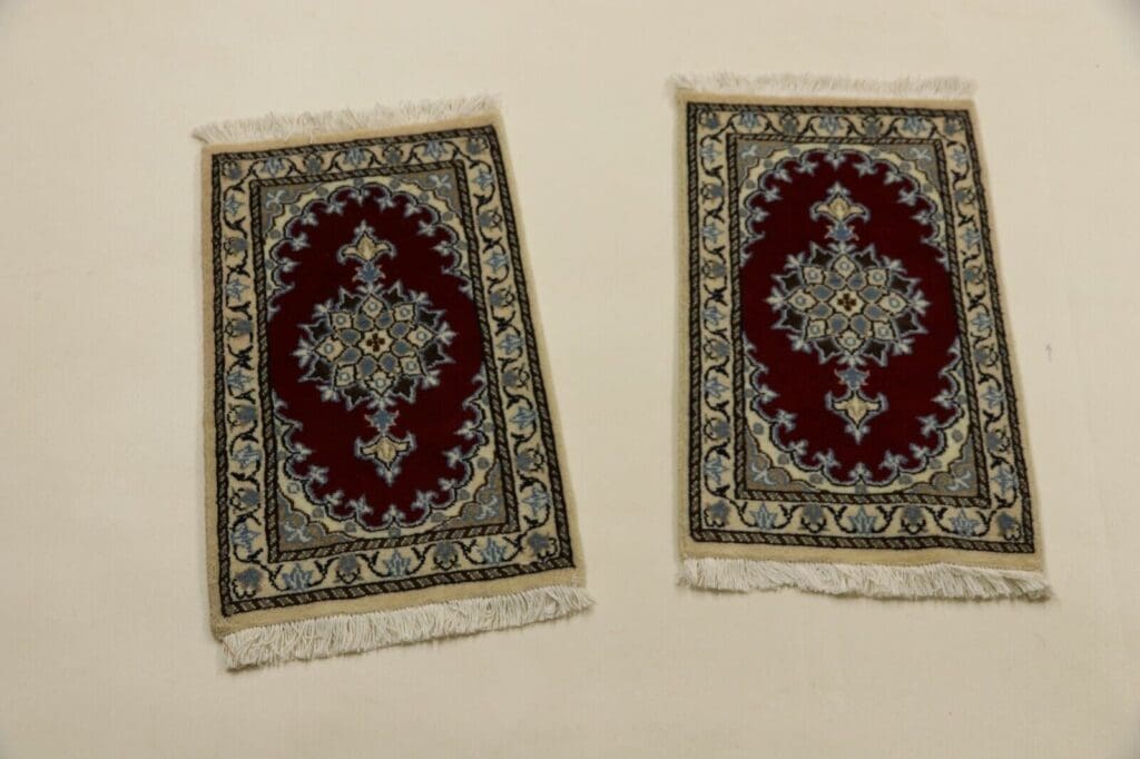 Persian Rug Nain 60 x 40 cm Silk Hand-knotted (Sold)