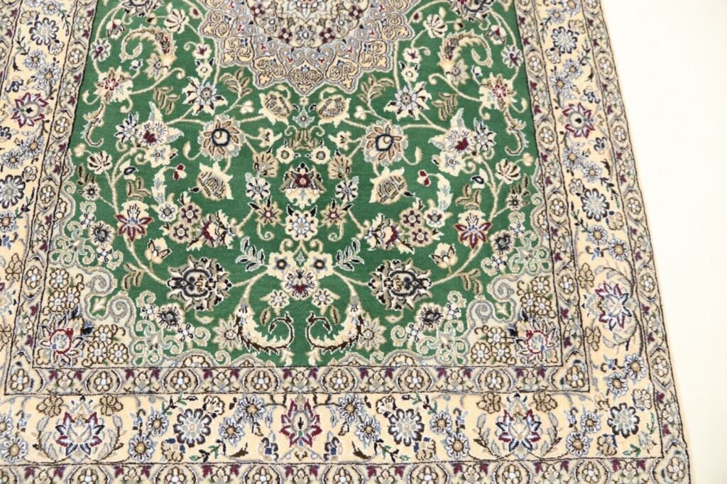 Persian Rug Super Nain 198 x 130 cm Wool Hand-knotted