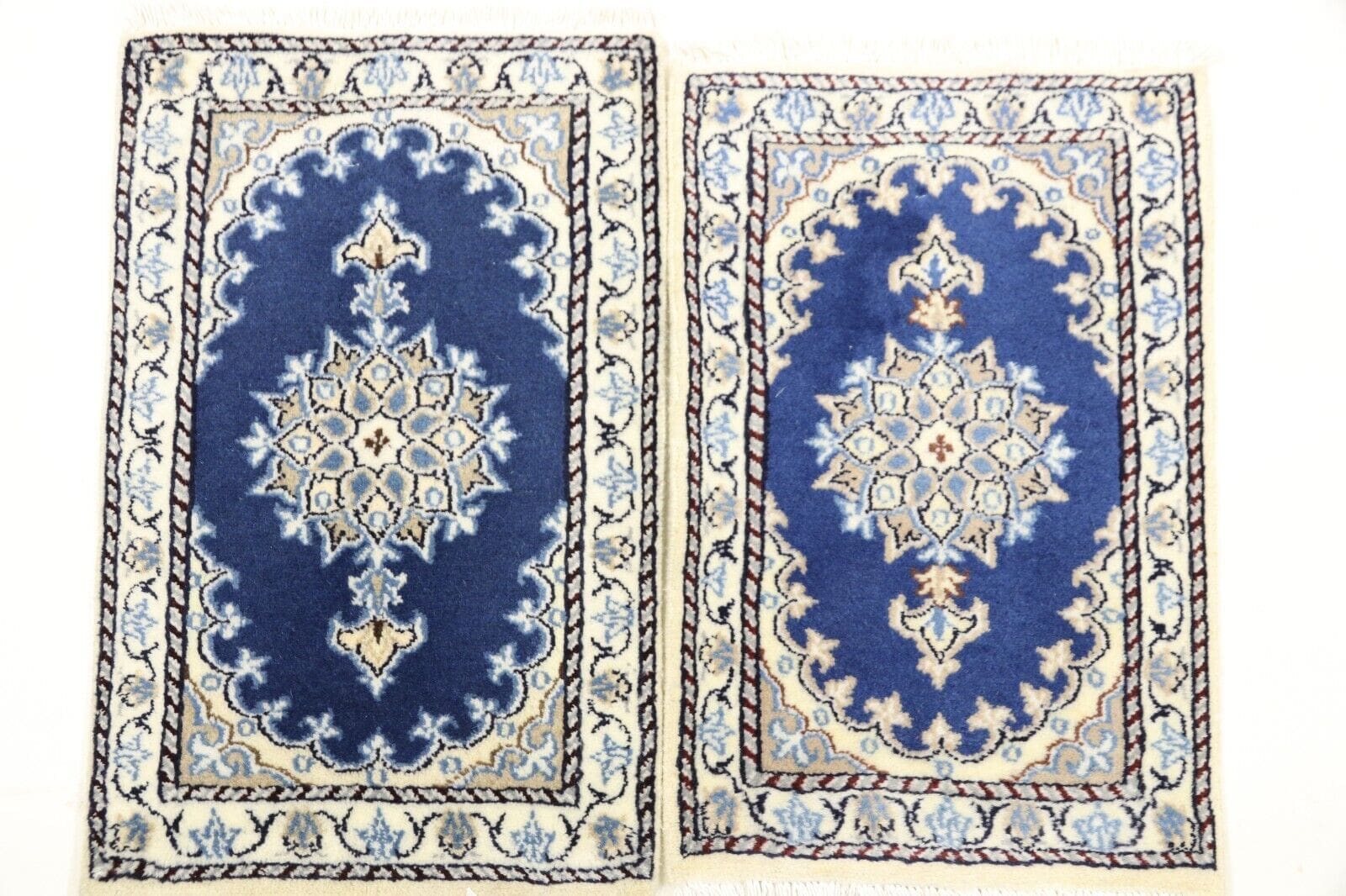 Persian Rug Nain 60 x 40 cm Wool Hand-knotted (Sold)