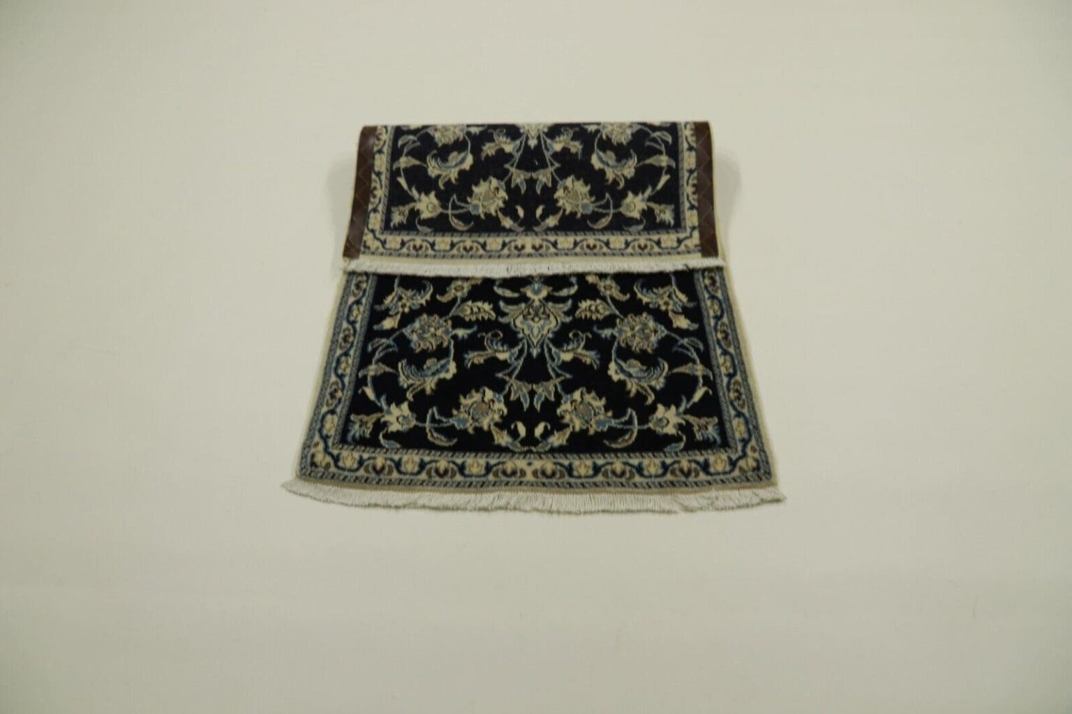 Persian Rug Nain 148 x 90 cm Wool Hand-knotted