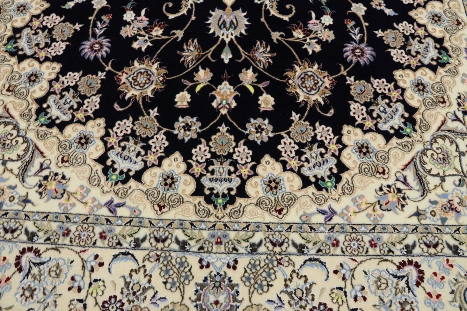 Persian Rug Nain 240 x 154 cm Wool Hand-knotted