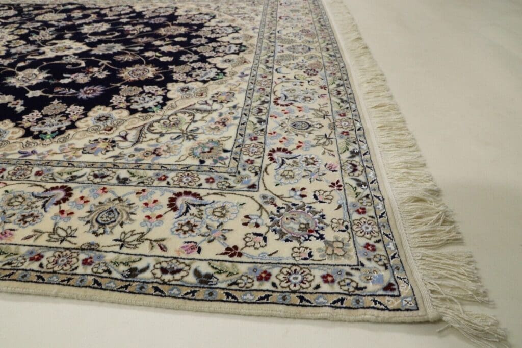 Persian Rug Nain 240 x 154 cm Wool Hand-knotted