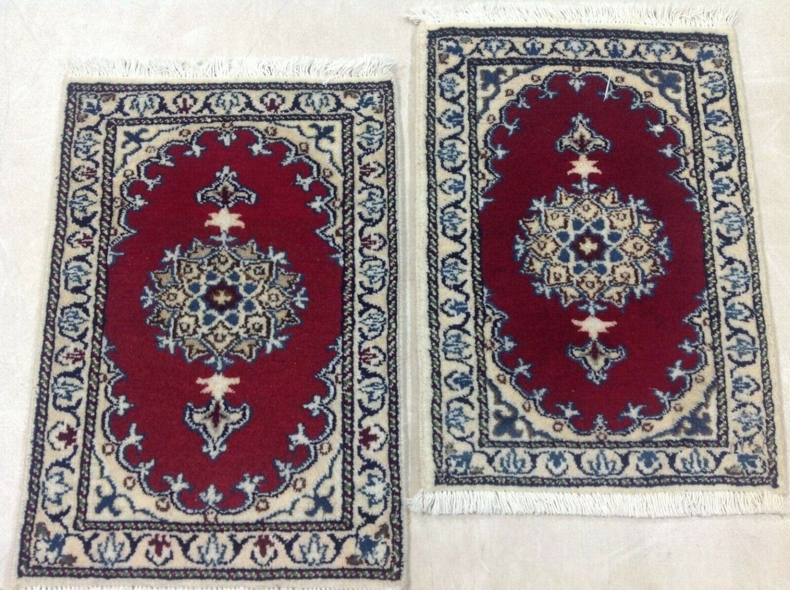 Persian Rug Nain 60 x 40 cm Wool Hand-knotted