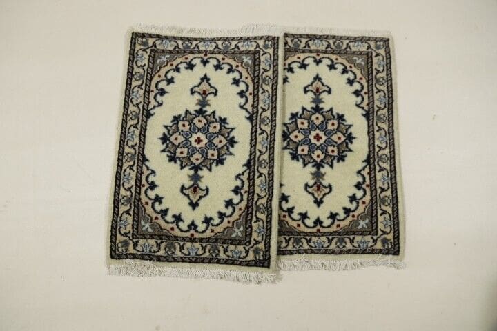 Persian Rug Nain 60 x 40 cm Wool Hand-knotted