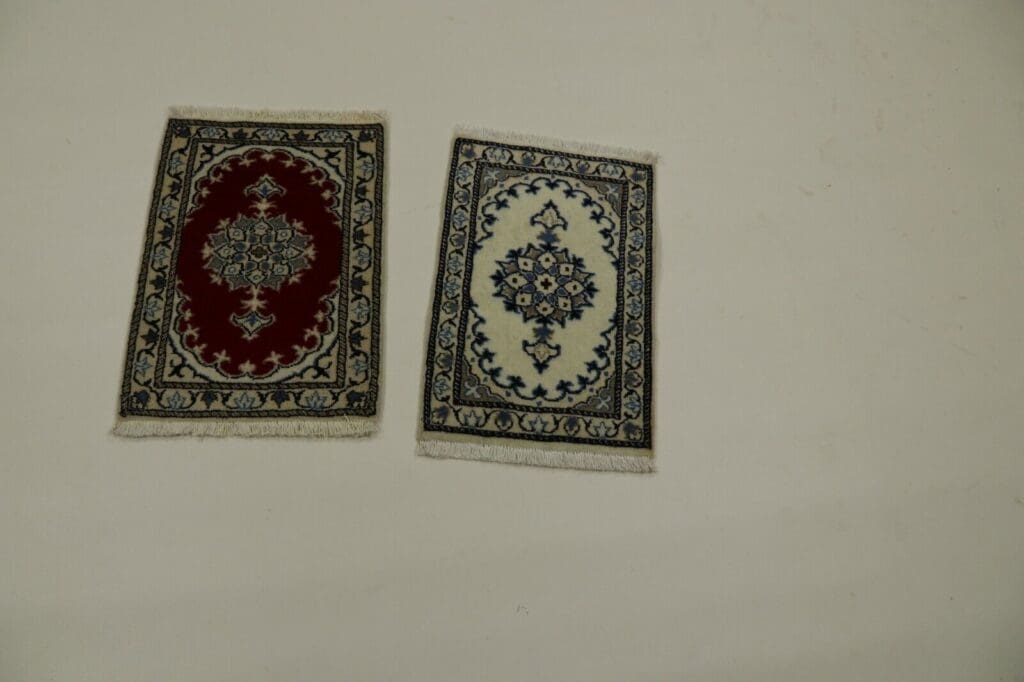 Persian Rug Nain 60 x 40 cm Wool Hand-knotted
