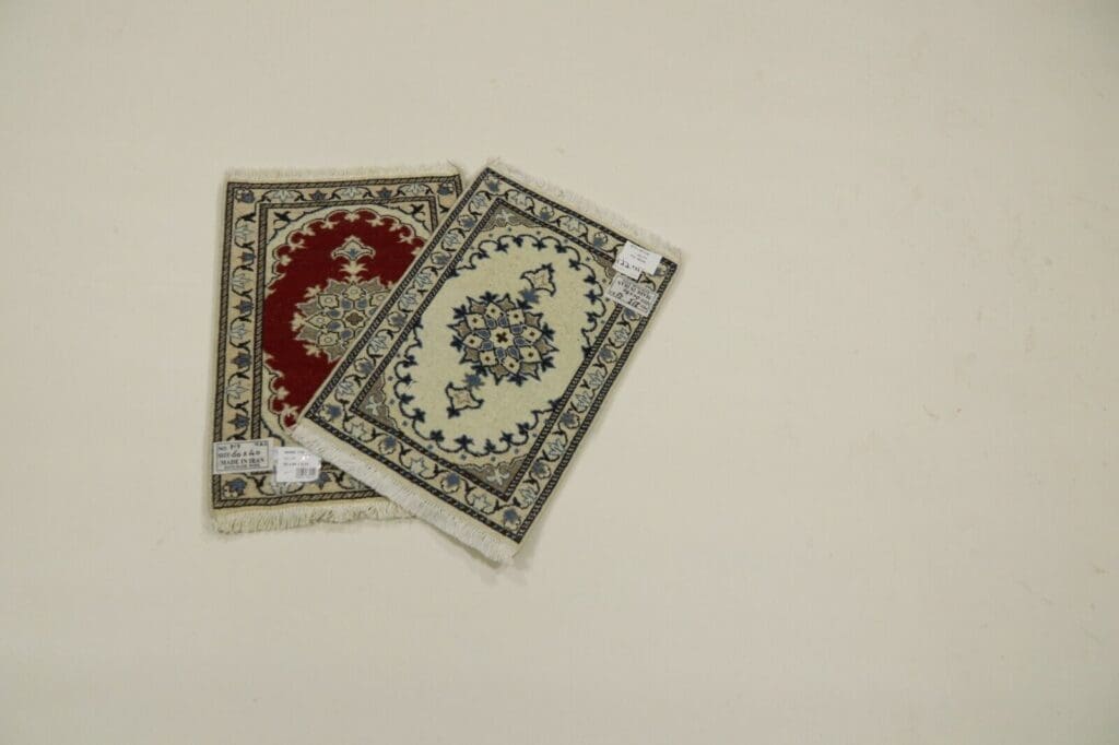 Persian Rug Nain 60 x 40 cm Wool Hand-knotted