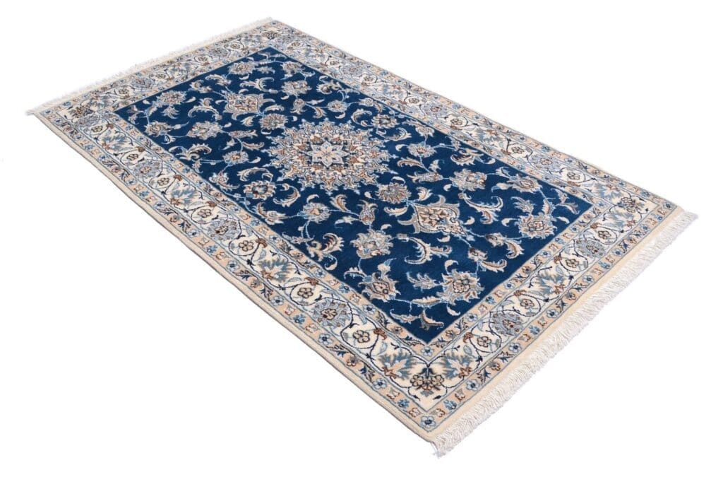 Persian Rug Nain 197 x 117 cm Wool Hand-knotted