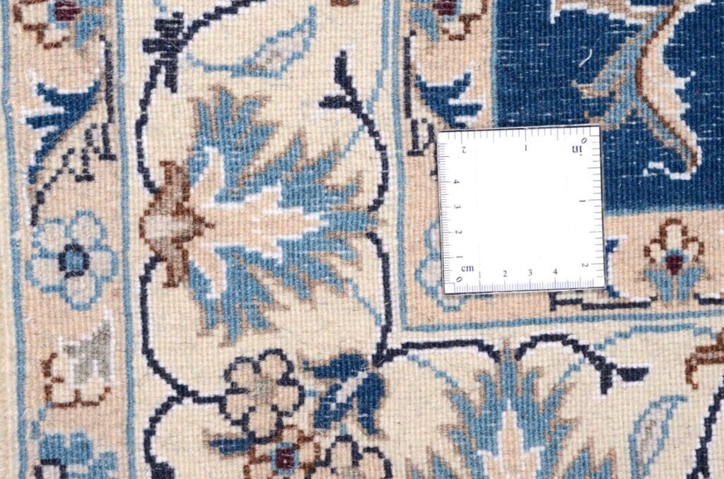 Persian Rug Nain 197 x 117 cm Wool Hand-knotted