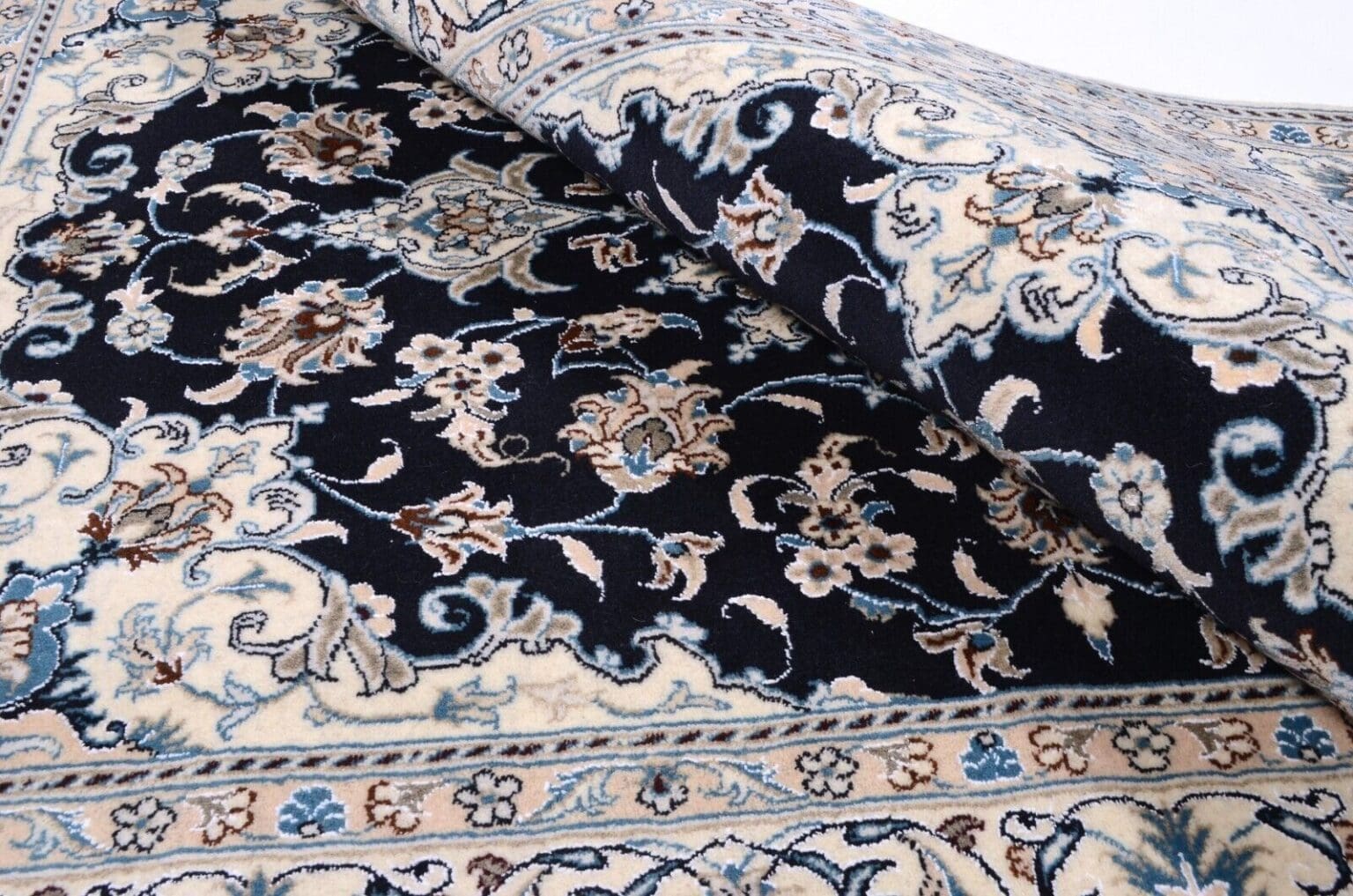 Persian Rug Nain 200 x 150 cm Wool Hand-knotted