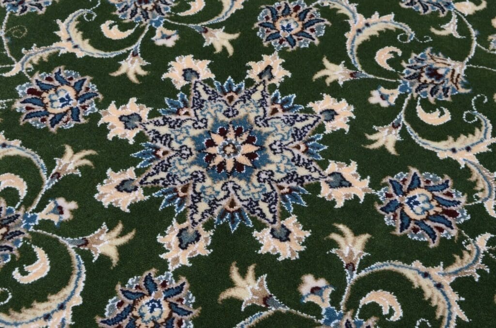 Persian Rug Nain 150 x 150 cm Wool Hand-knotted
