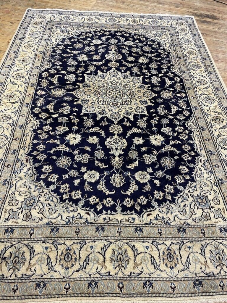Persian Rug Nain 300 x 200 cm Wool Hand-knotted