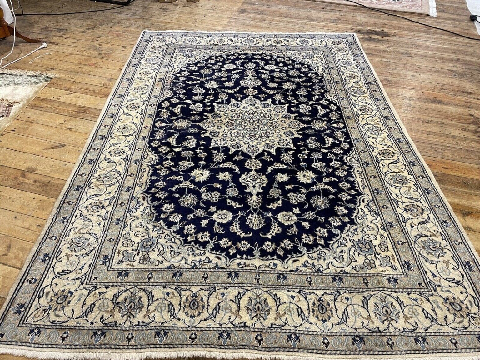 Persian Rug Nain 300 x 200 cm Wool Hand-knotted
