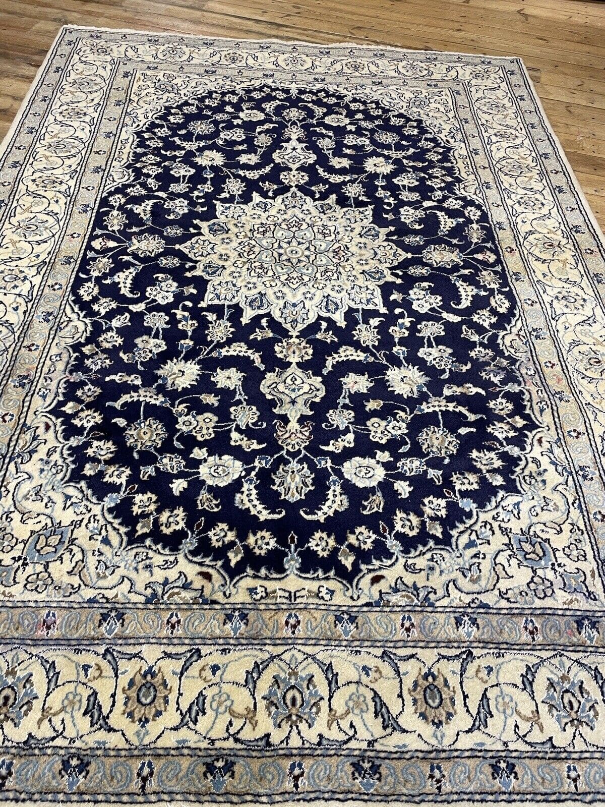 Persian Rug Nain 300 x 200 cm Wool Hand-knotted
