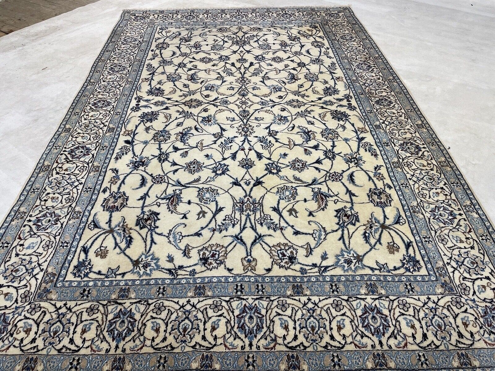 Persian Rug Nain 250x160 cm Wool Hand-knotted (Sold)