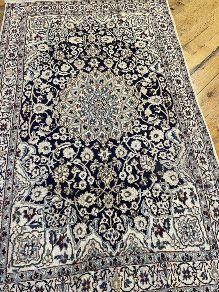 Persian Rug Nain 200x120 cm Wool Hand-knotted