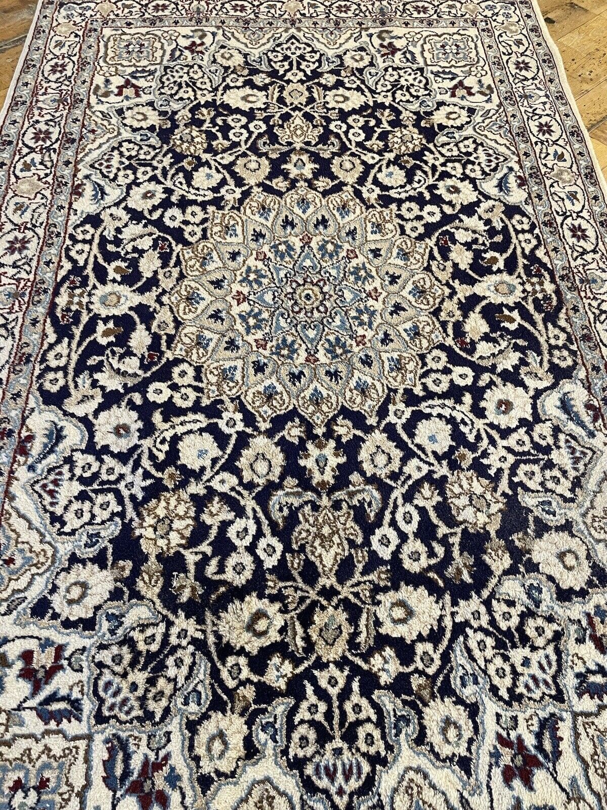 Persian Rug Nain 200x120 cm Wool Hand-knotted