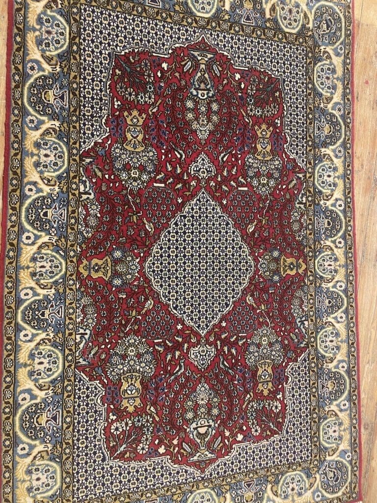 hochwertiger-ghom-perserteppich-grobe-155x105-cm-florhohe-10-12-mm-1-6 Persian Rug Qom 155 x 105 cm Wool Hand-knotted