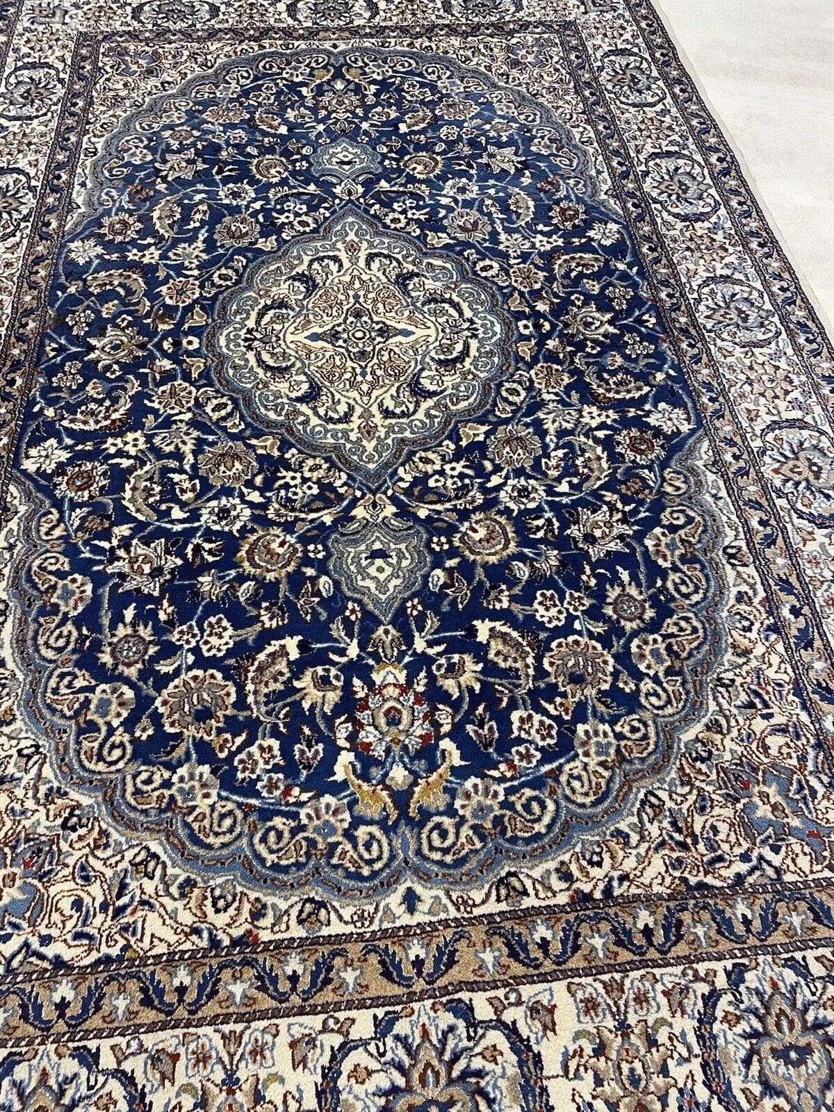 Persian Rug Nain 300x200 cm Wool Hand-knotted