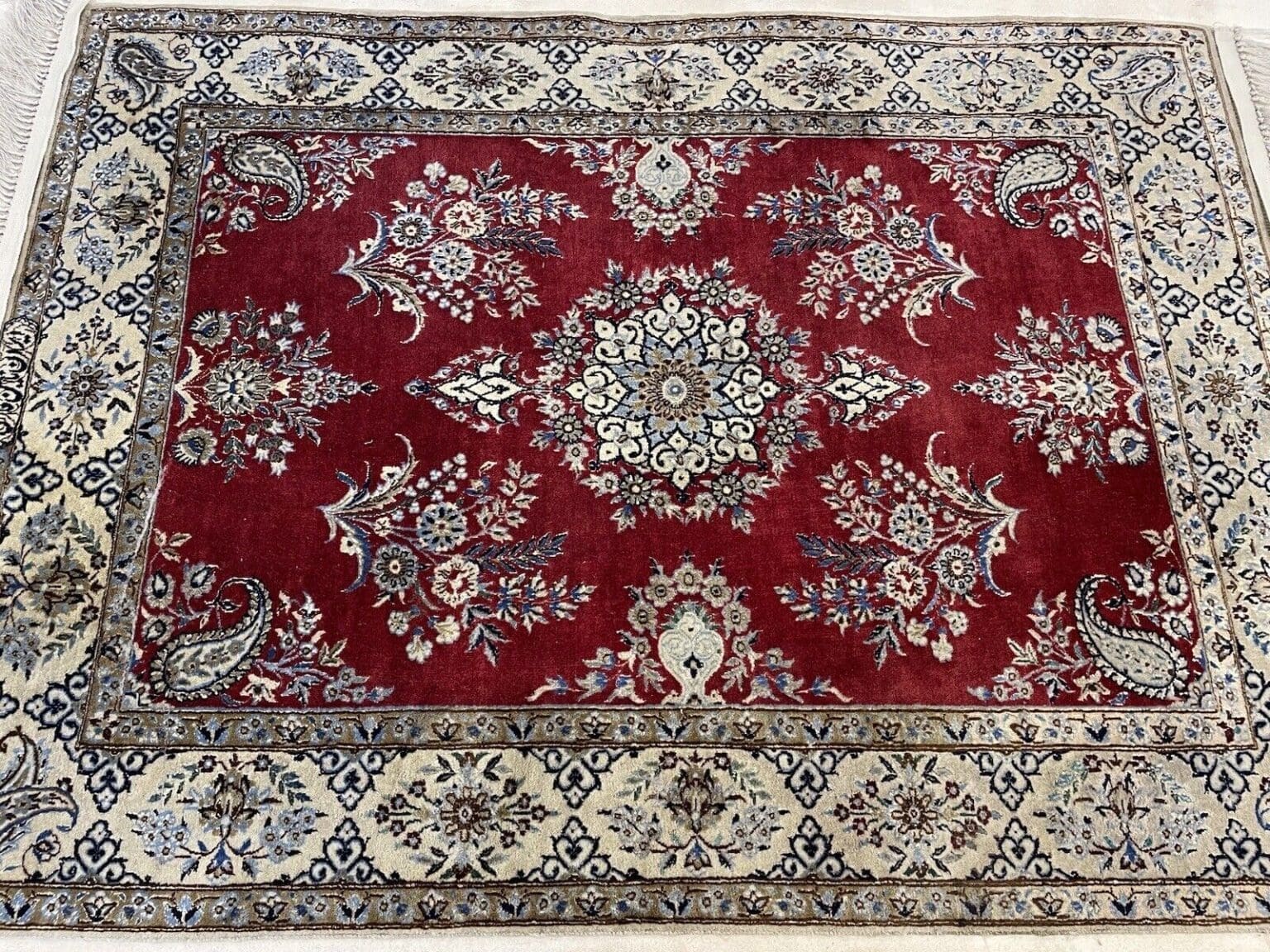 Persian Rug Nain 130 x 96 cm Wool Hand-knotted