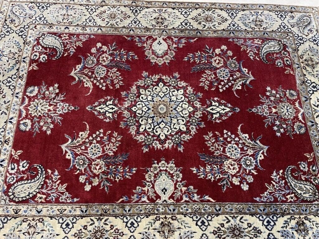 Persian Rug Nain 130 x 96 cm Wool Hand-knotted