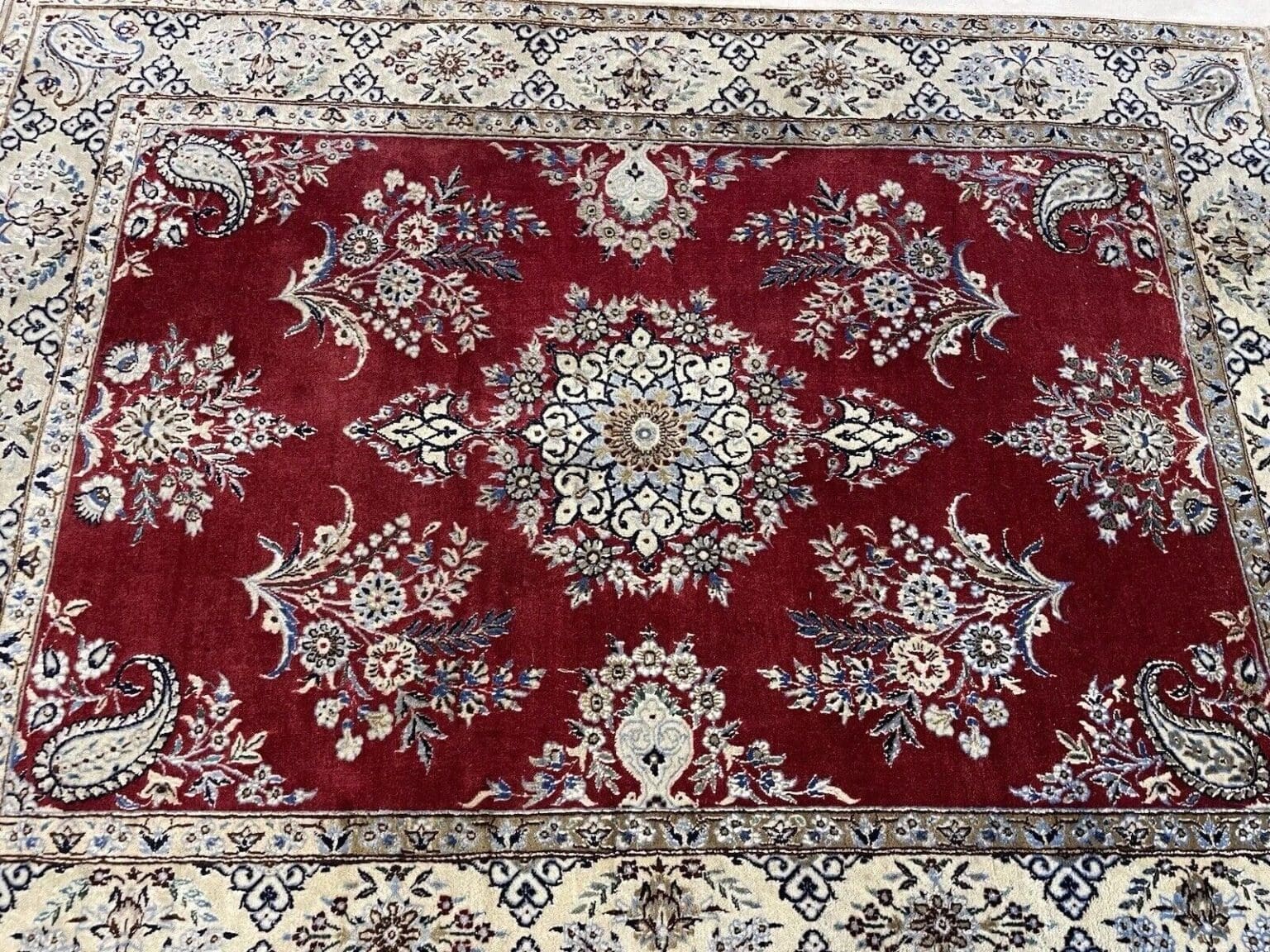 Persian Rug Nain 130 x 96 cm Wool Hand-knotted