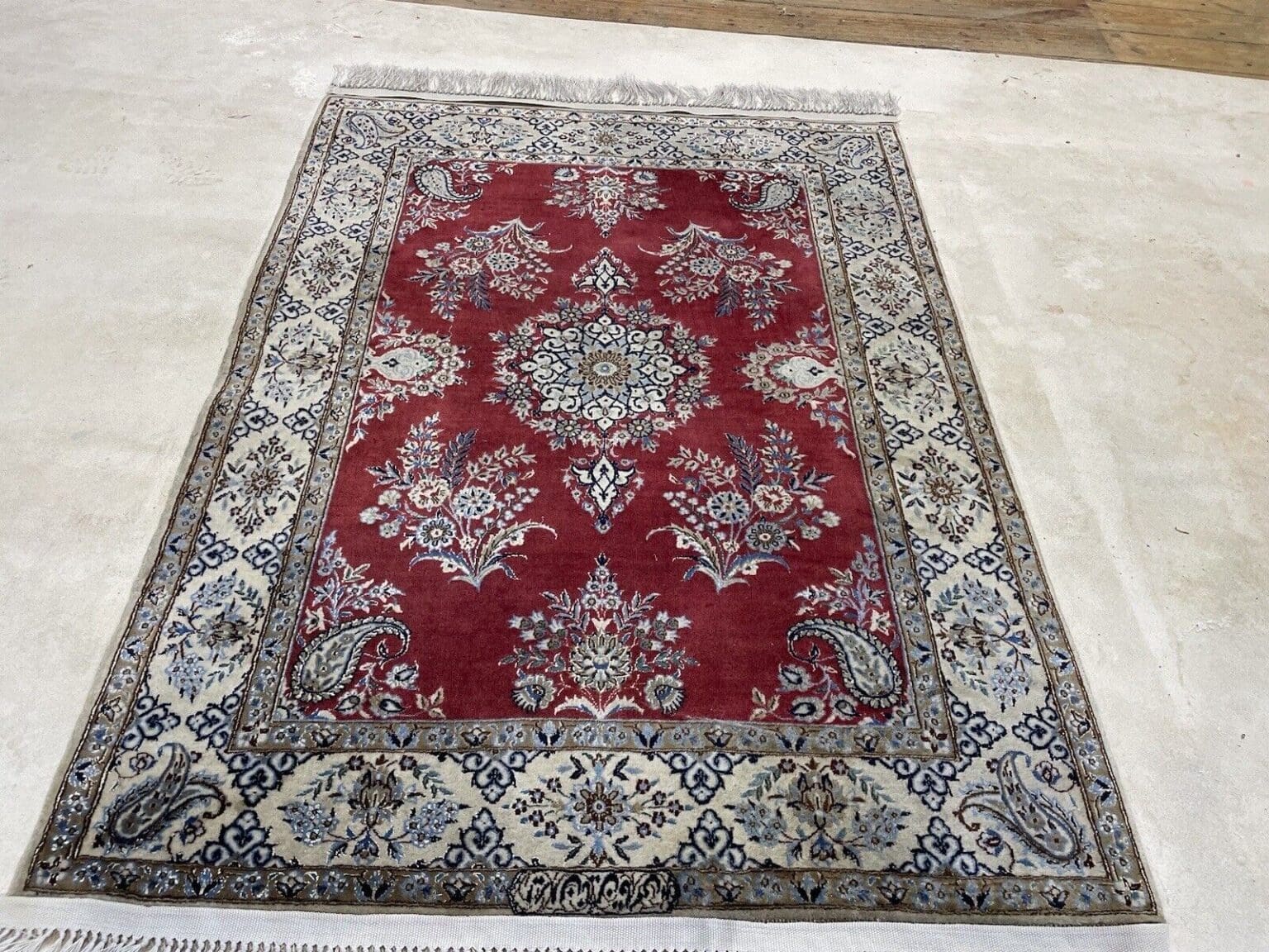 Persian Rug Nain 130 x 96 cm Wool Hand-knotted