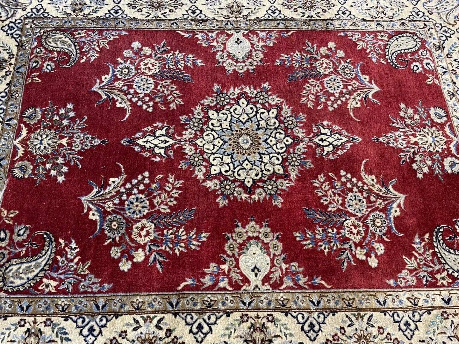Persian Rug Nain 130 x 96 cm Wool Hand-knotted
