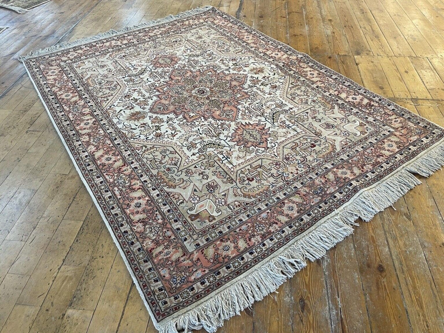 Persian Rug Tabriz 205 x 150 cm Wool Hand-knotted (Sold)