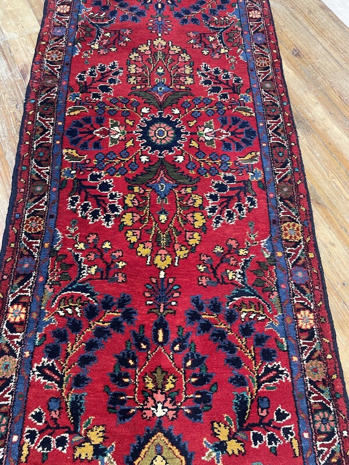 top-qualitat-sarough-alt-rot-perserteppich-220x85-cm-100-wolle-1-5 Persian Rug Sarouk 220x85 cm Wool Hand-knotted