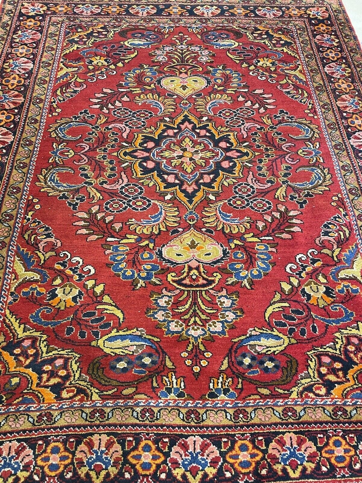 Persian Rug Lilian 185 x 150 cm Wool Hand-knotted
