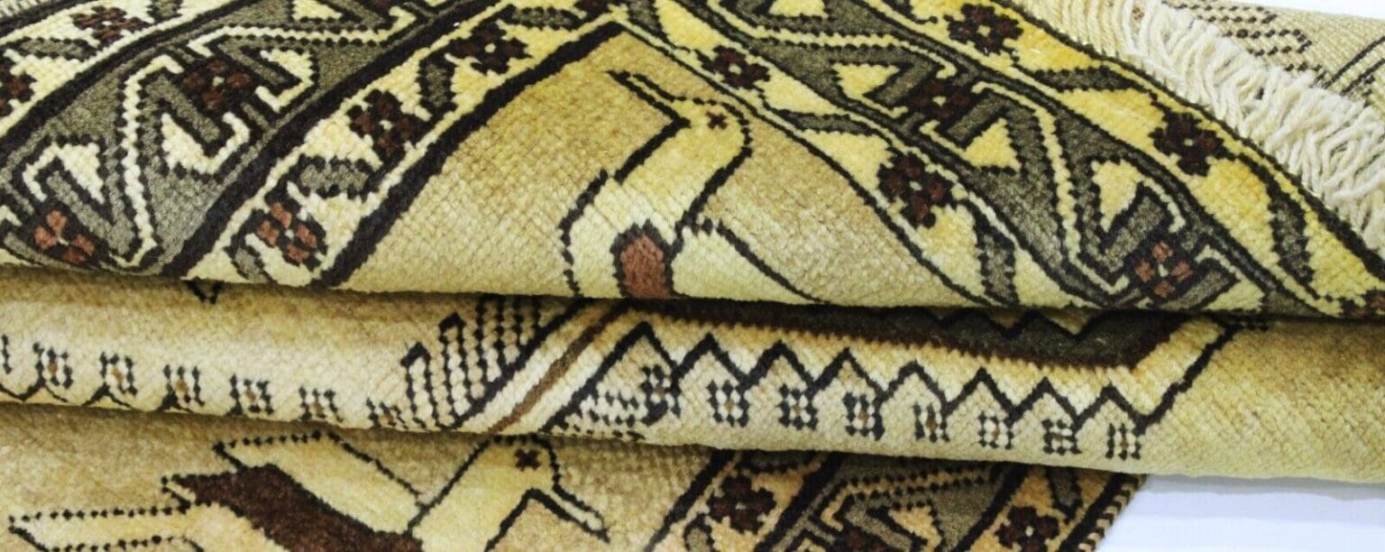 Persian Rug Shiraz 203 x 106 cm Wool Hand-knotted