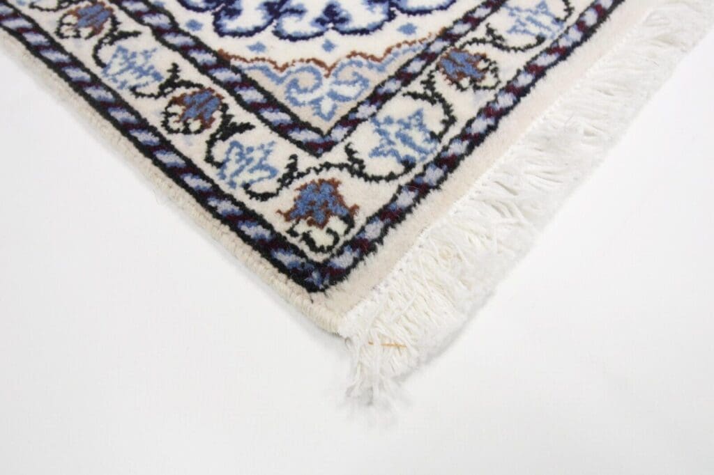 Persian Rug Nain 40 x 60 cm Wool Hand-knotted