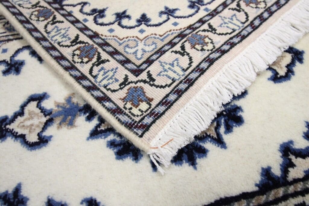 Persian Rug Nain 40 x 60 cm Wool Hand-knotted