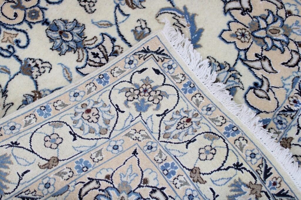Persian Rug Nain 210 x 122 cm Wool Hand-knotted