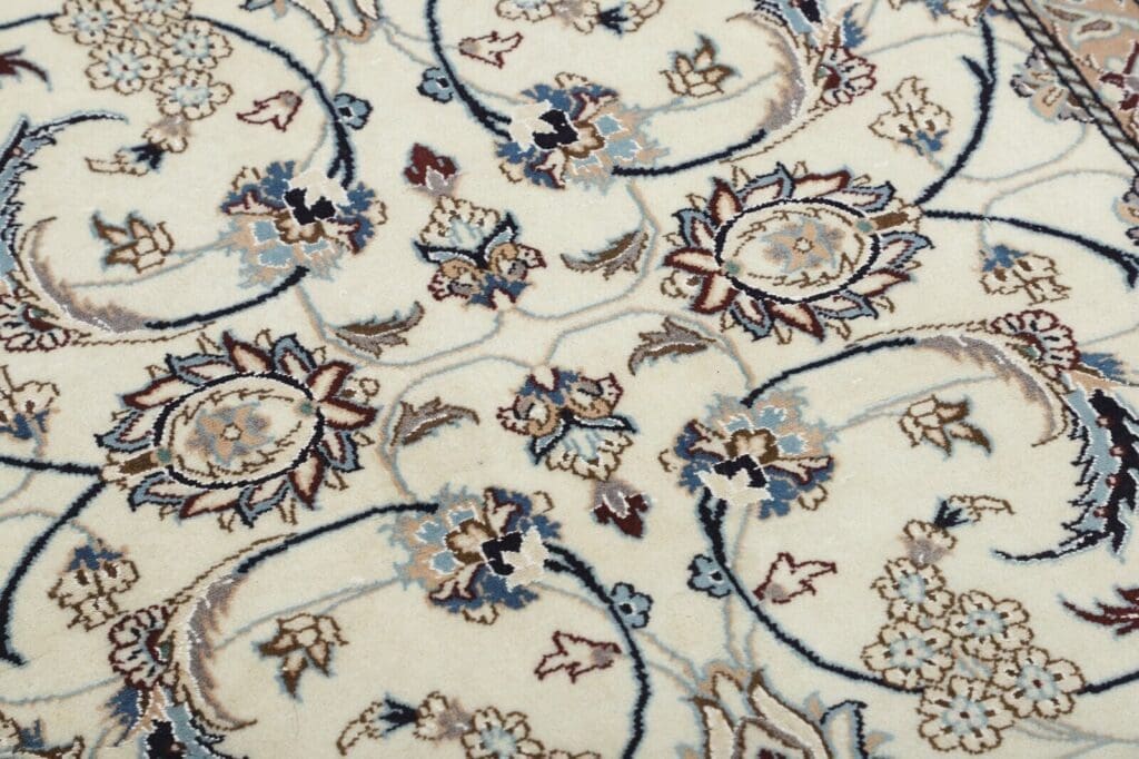 Persian Rug Nain 394 x 98 cm Silk Hand-knotted