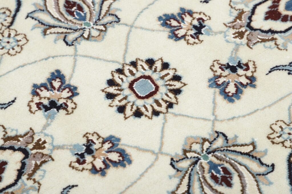 Persian Rug Nain 394 x 98 cm Silk Hand-knotted