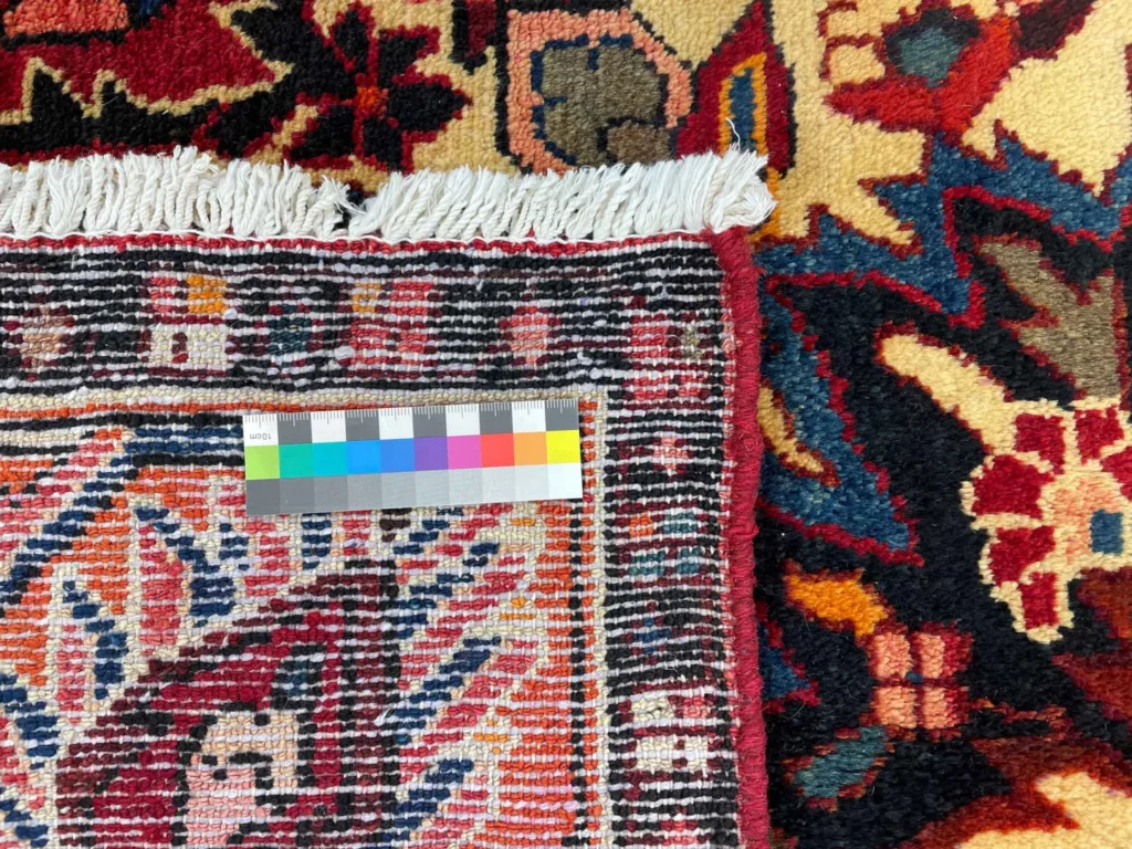 Persian Rug Bakhtiari 303 x 228 cm Wool Hand-knotted