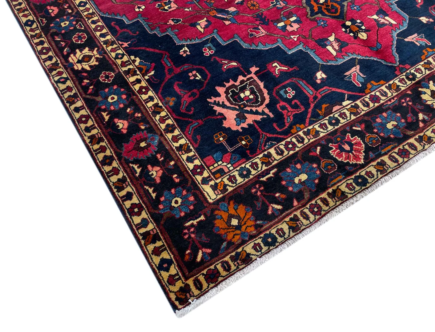 Persian Rug Bakhtiari 313 x 223 cm Wool Hand-knotted