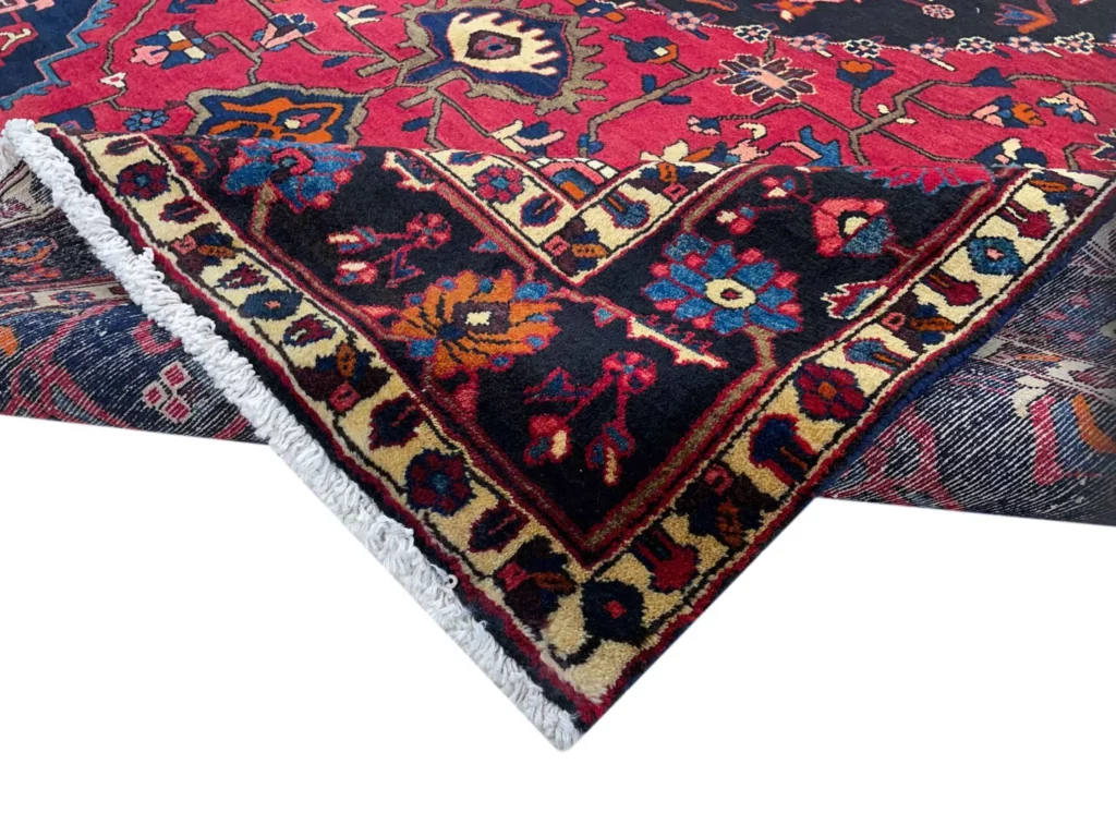 Persian Rug Bakhtiari 313 x 223 cm Wool Hand-knotted