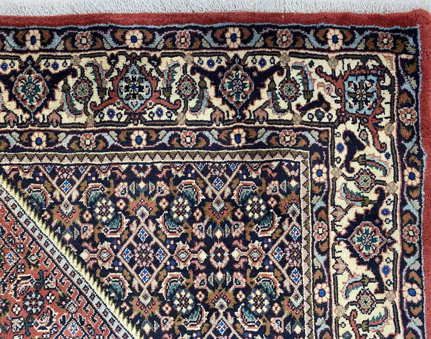 Persian Rug Bijar 176 x 115 cm Hand-knotted