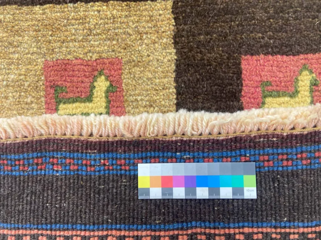gabbeh-teppich-155-x-102-cm-90000-180000-knoten-m-ausgefallene-muster-4 Persian Rug Fars 155 x 102 cm Wool Hand-knotted