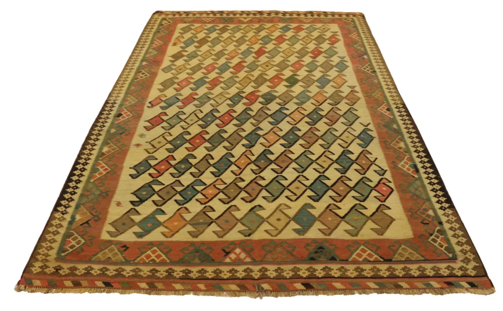 Persian Rug Fars 248 x 158 cm Hand-woven