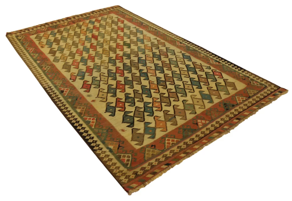 Persian Rug Fars 248 x 158 cm Hand-woven
