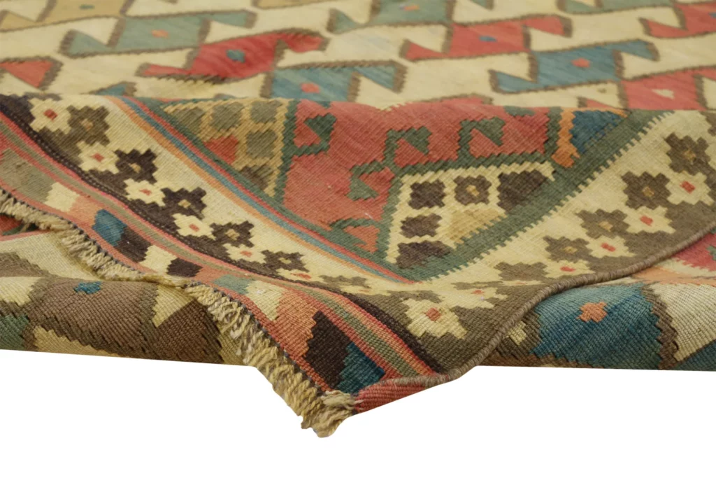Persian Rug Fars 248 x 158 cm Hand-woven
